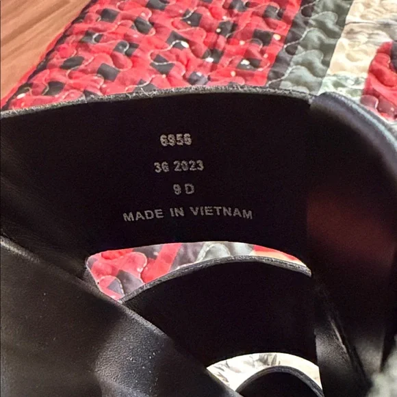 Allen Edmonds Black Men's Leather Sandals - Picture 12 of 13